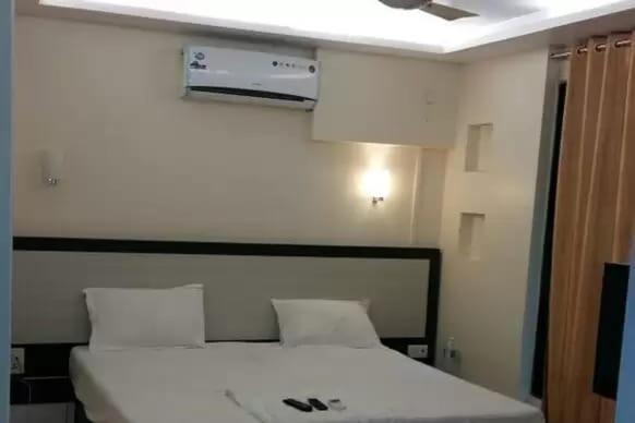 Hotel Aishwarya Residency Navi Mumbai Kültér fotó