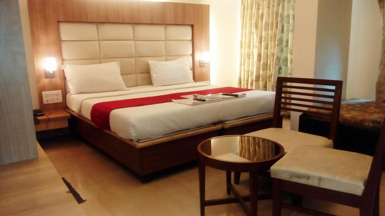 Hotel Aishwarya Residency Navi Mumbai Kültér fotó