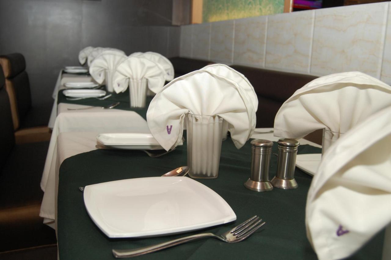 Hotel Aishwarya Residency Navi Mumbai Kültér fotó